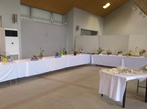寺井中学校華道作品展