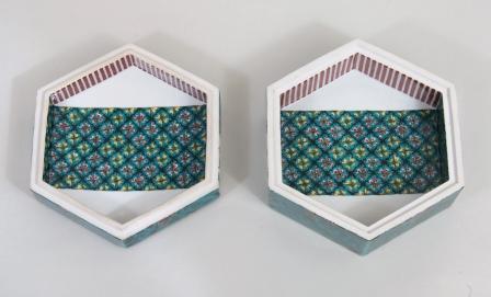 青手葛鶉紋六角陶筥　内