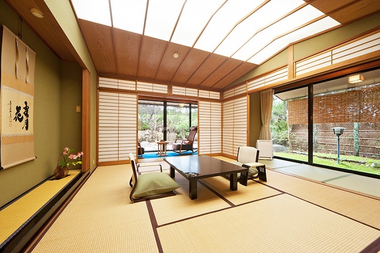 旅亭萬葉の部屋一例