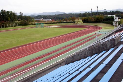 物見山陸上競技場