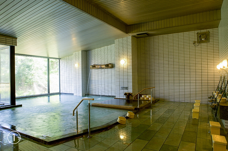 [Men's hot spring] Large communal bath with an open-air bath "Zuisen no yu"