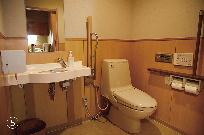 The washrooms are large enough for wheelchair access