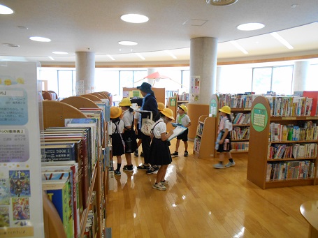 中央小2年生町たんけん