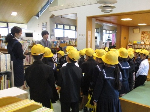 図書館見学
