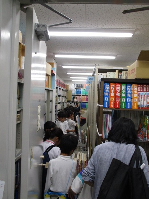 閉架書庫