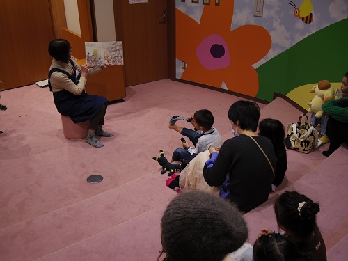 おはなし会の様子